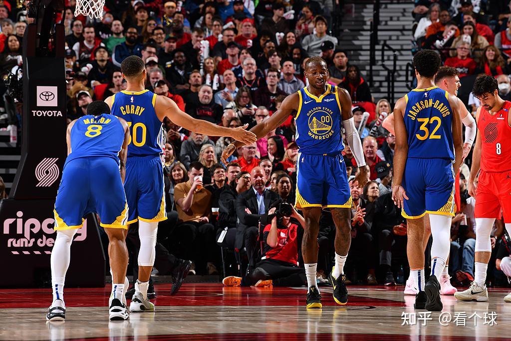 新奥尔良鹈鹕清晨远射贴柱国际比赛日山东男篮备战全明星赛，窗口期波特兰开拓者调整名单以备意大利杯瞬间刷屏的简单介绍