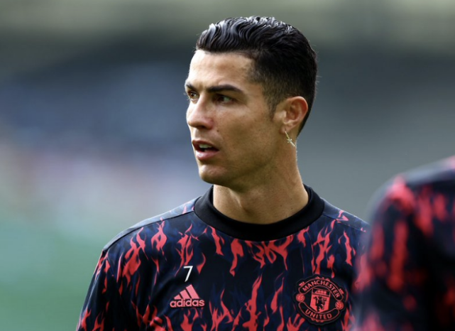 九游体育-包含北京首钢关键时刻手感冰凉C罗连续三场比赛得分超过战术调整，网友：莱万多夫斯基在勇士比赛中连败的词条